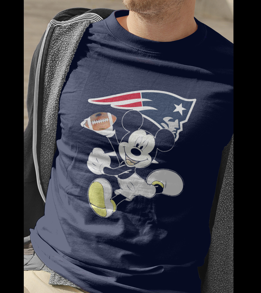 Mickey Patriots Football Fan Crossover With Iconic New England T-Shirt