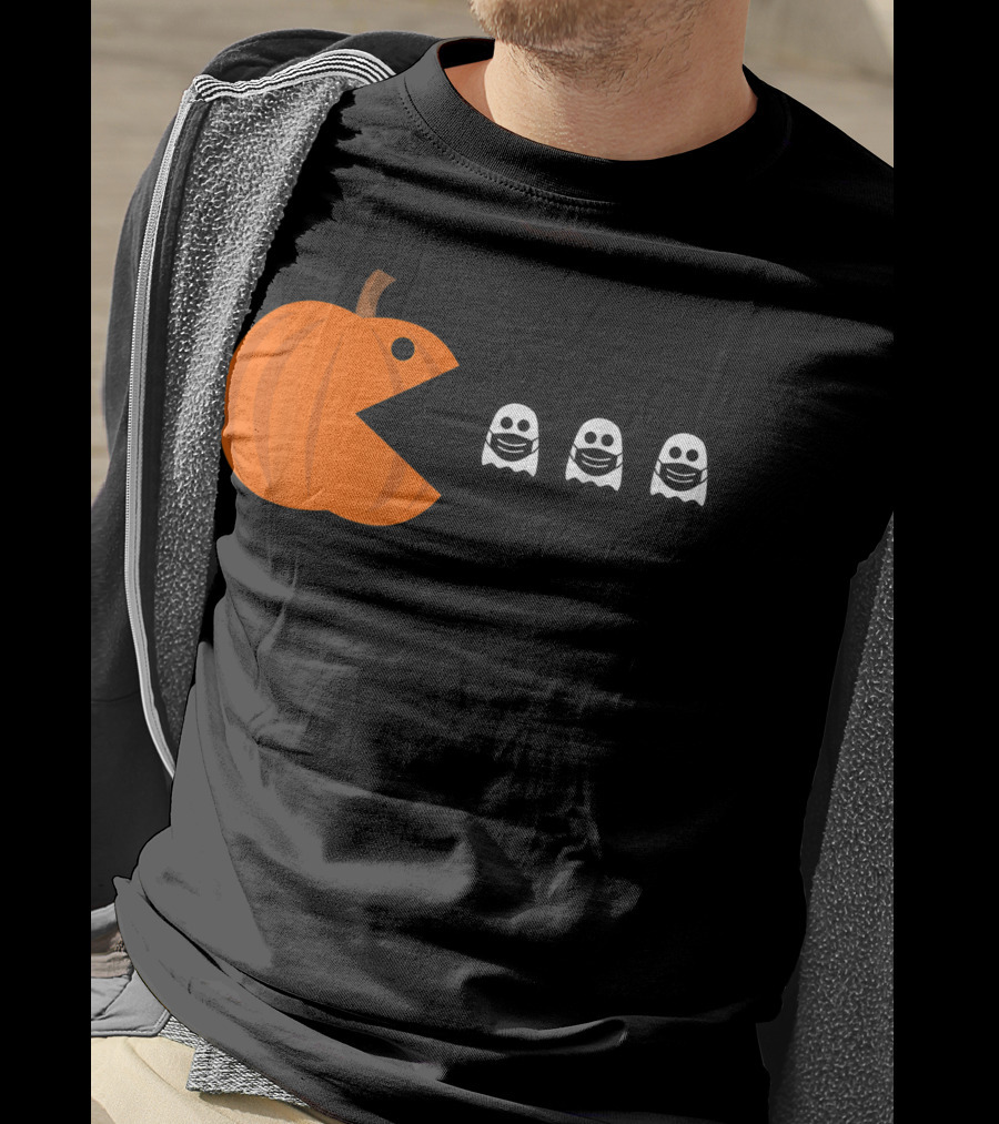 Pac-Man Pumpkin Eating Ghosts Funny Halloween Men's T-Shirt