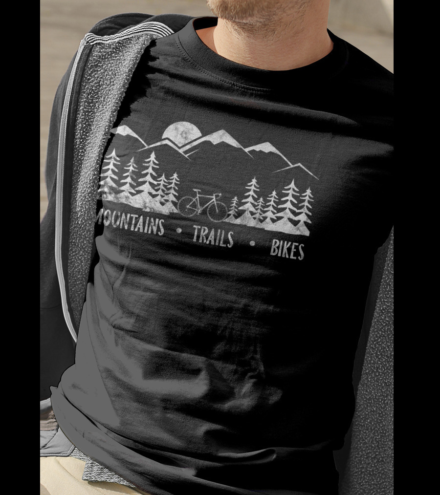 Mountains Trails Bikes Cycling MTB Mountain Bike Adventure T-Shirt