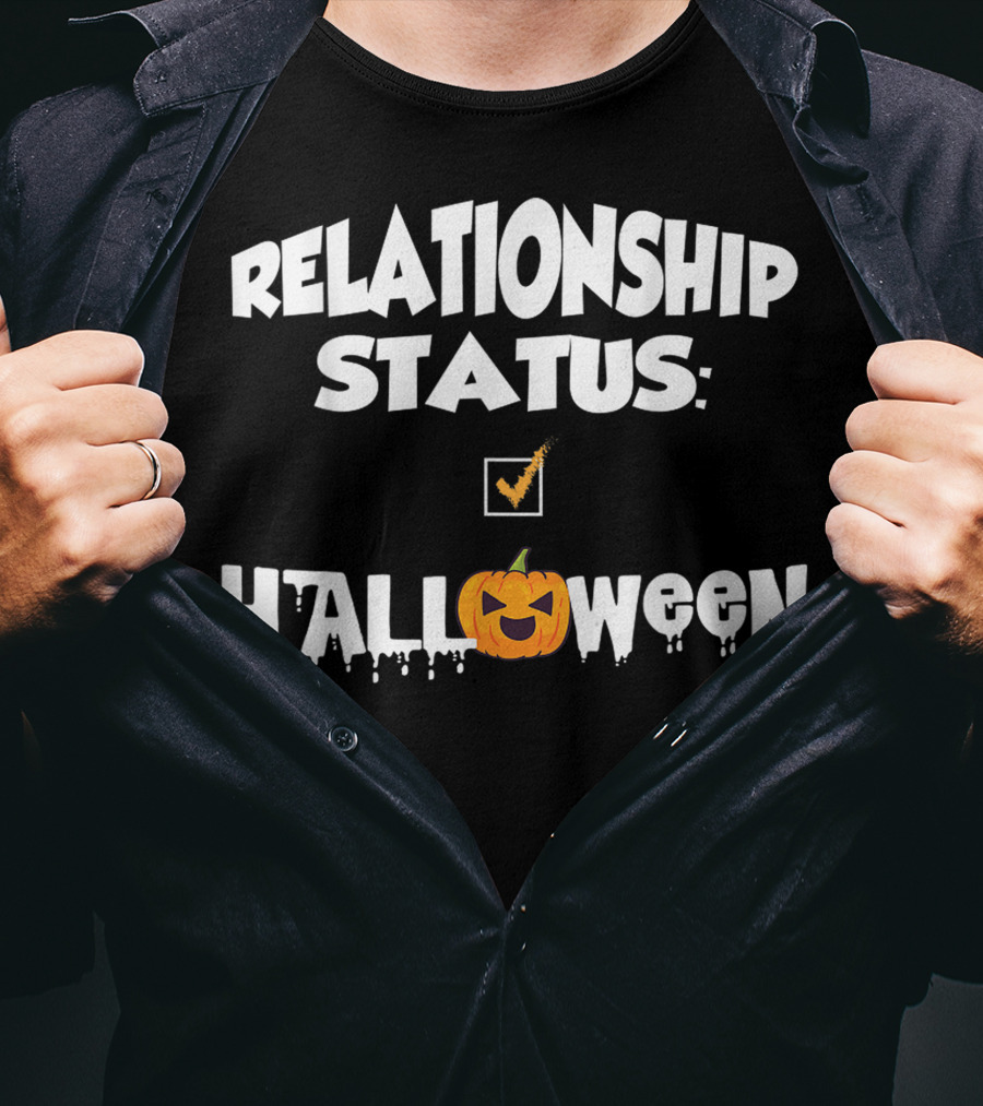 Relationship Status Halloween Pumpkin Checkmark T-Shirt