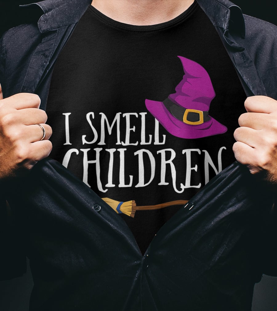 I Smell Children Halloween Witch Hat And Broom T-Shirt