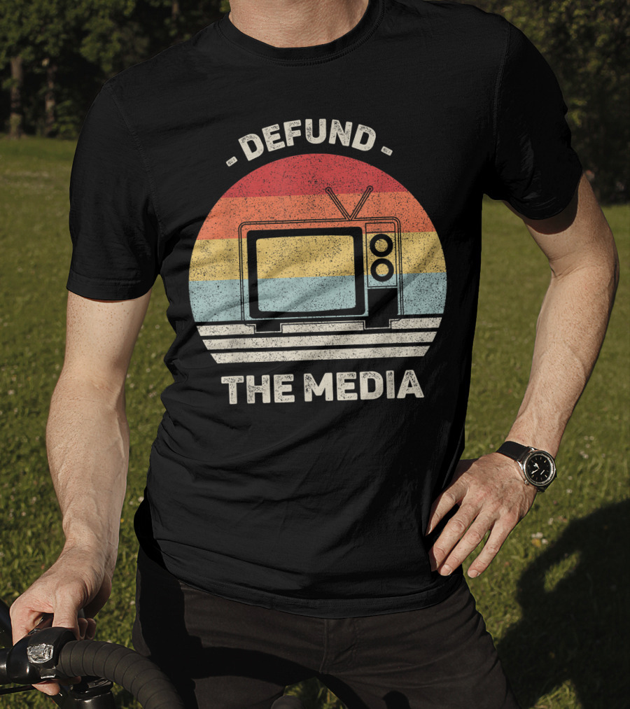Defund The Media Vintage TV Protest Fake News T-Shirt
