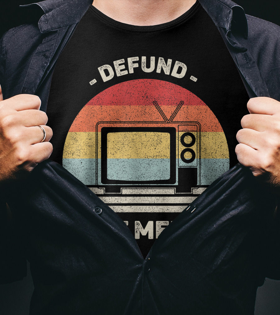 Defund The Media Vintage TV Protest Fake News T-Shirt