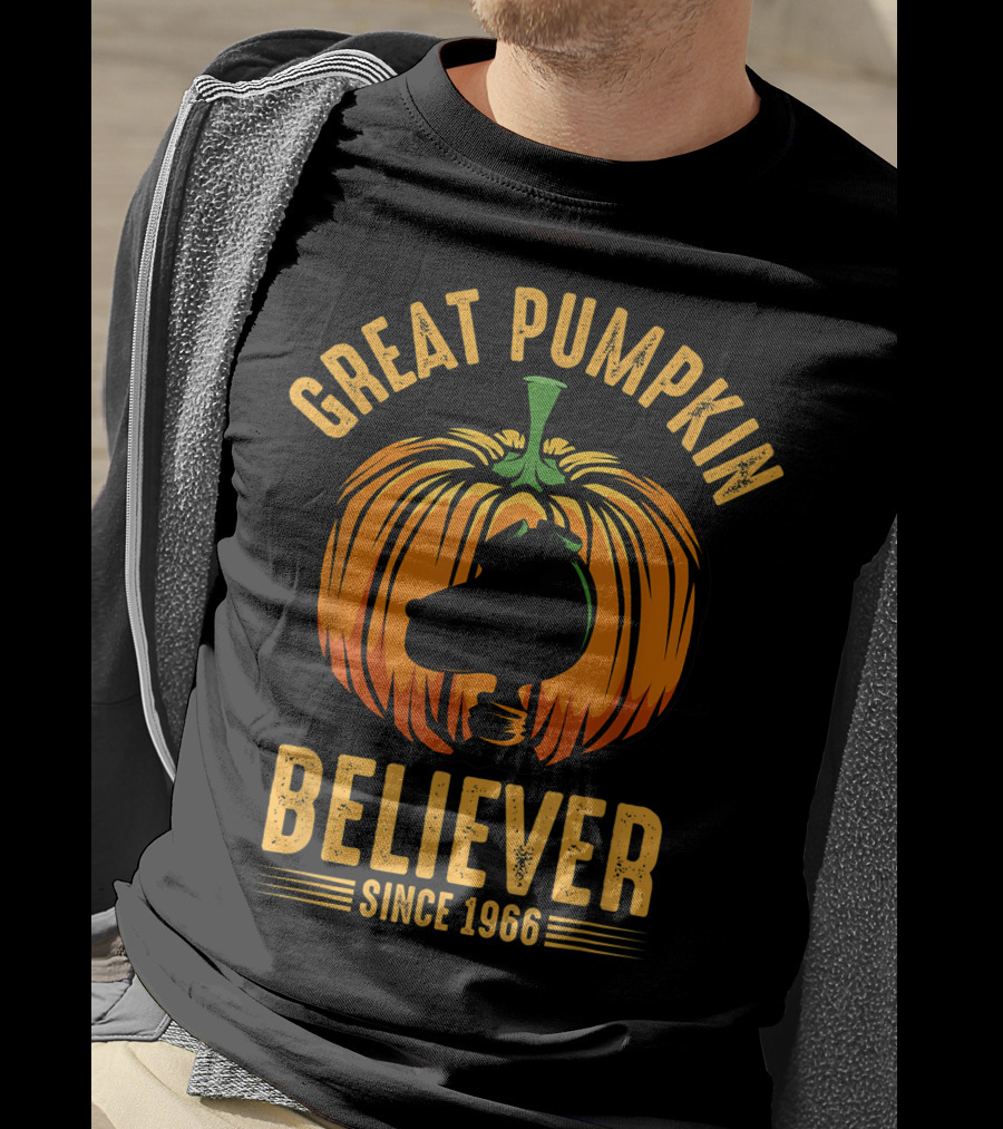 Great Pumpkin Believer Since 1966 Halloween Best T-Shirt