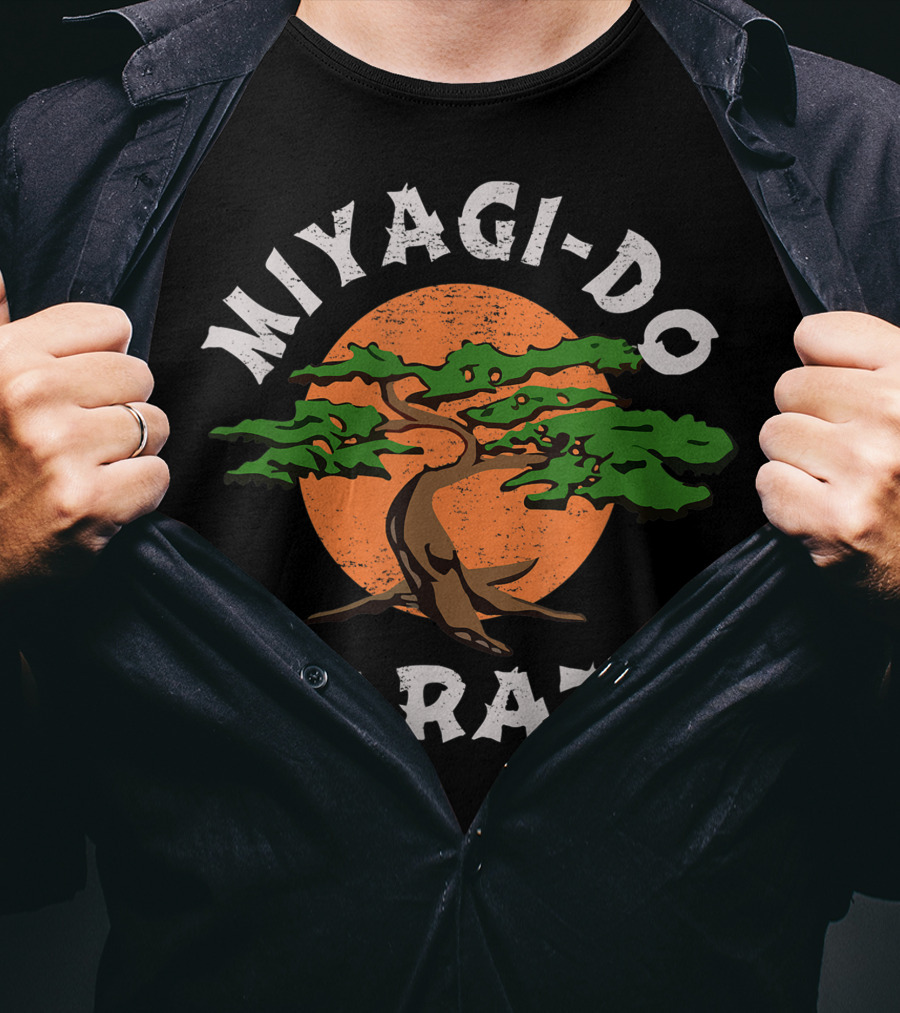 Miyagi Do Karate Funny Karate Live Vintage Best Tree T-Shirt