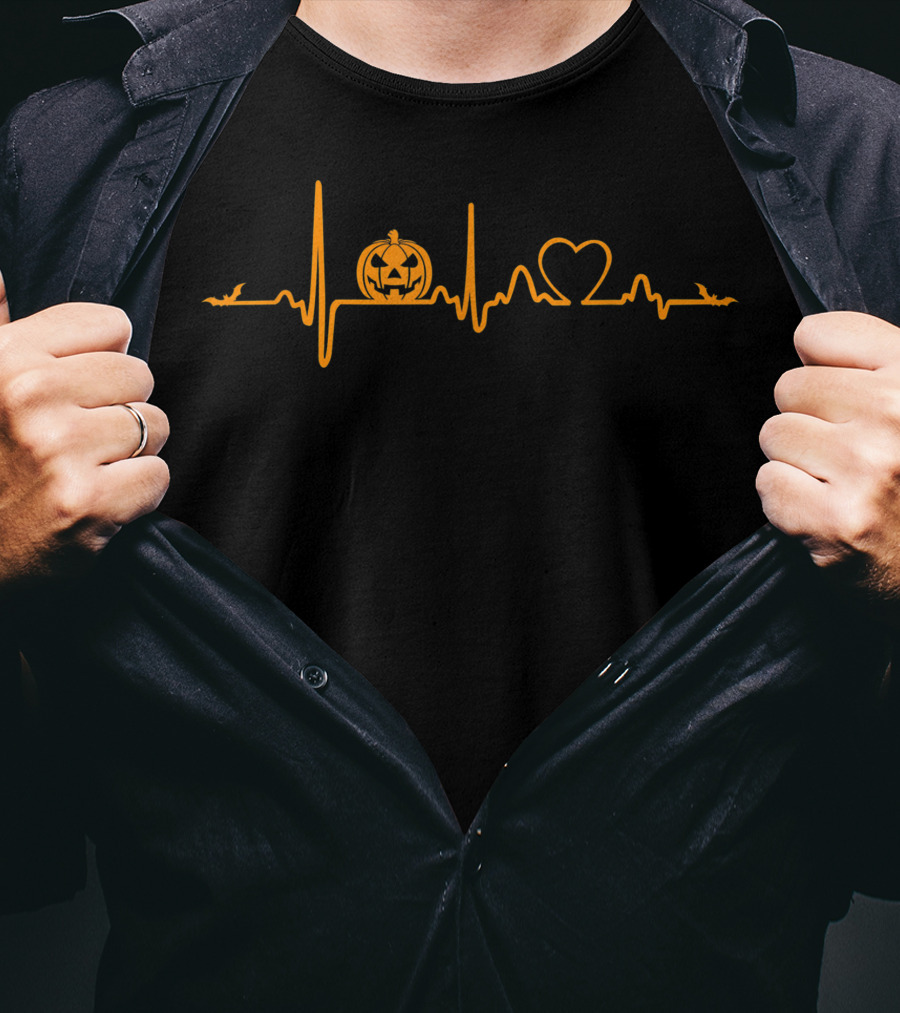 Pumpkin Heartbeat Halloween Jack-O'-Lantern Heart Bats T-Shirt