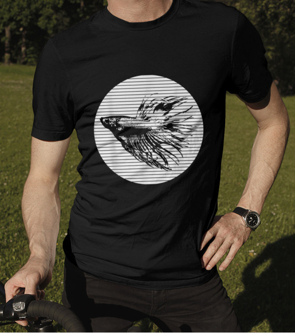 Betta Splendens Siamese Fig Fish With Striped Circle Background T-Shirt