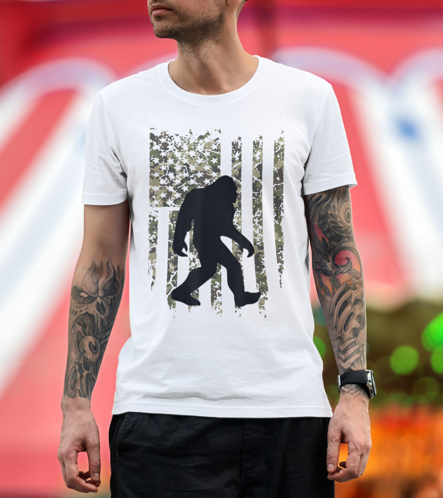 I Believe Bigfoot Sasquatch Camo Flag Patriotic Forest Walk T-Shirt