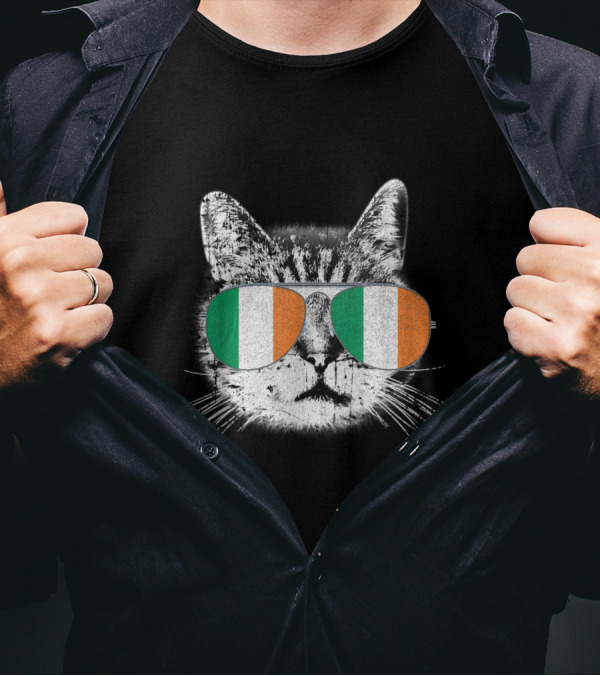 Irish Flag Sunglasses On Cat Head T-Shirt