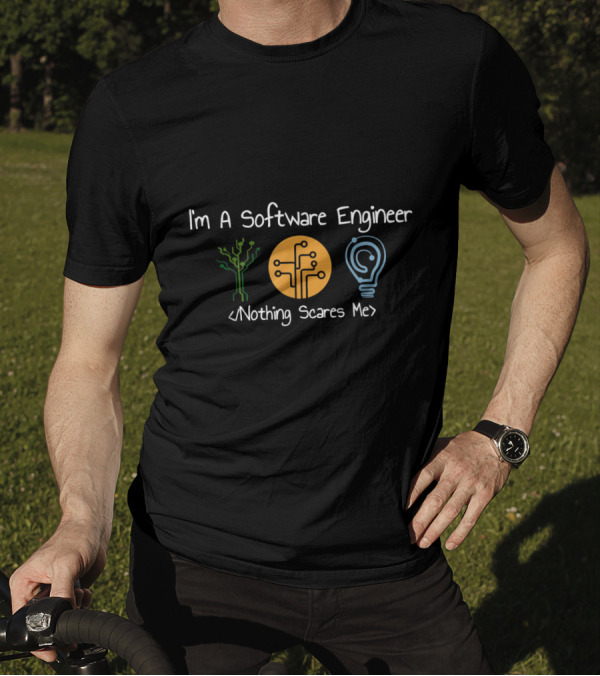 I'm A Software Engineer Nothing Scares Me Circuit Board Tree Light Bulb T-Shirt