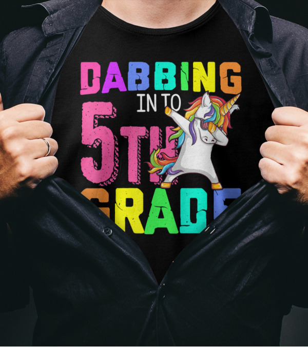 Dabbing Into 5th Grade Unicorn Back To School T-Shirt