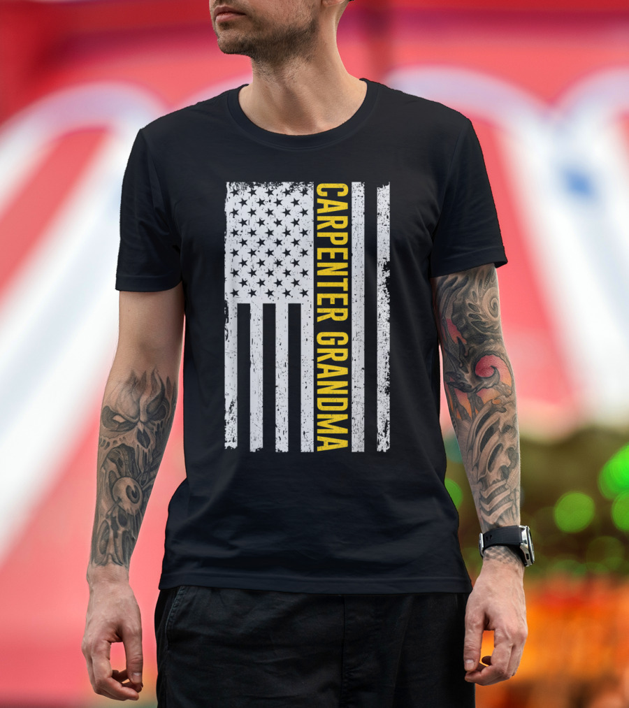Carpenter Grandma American Flag T-Shirt