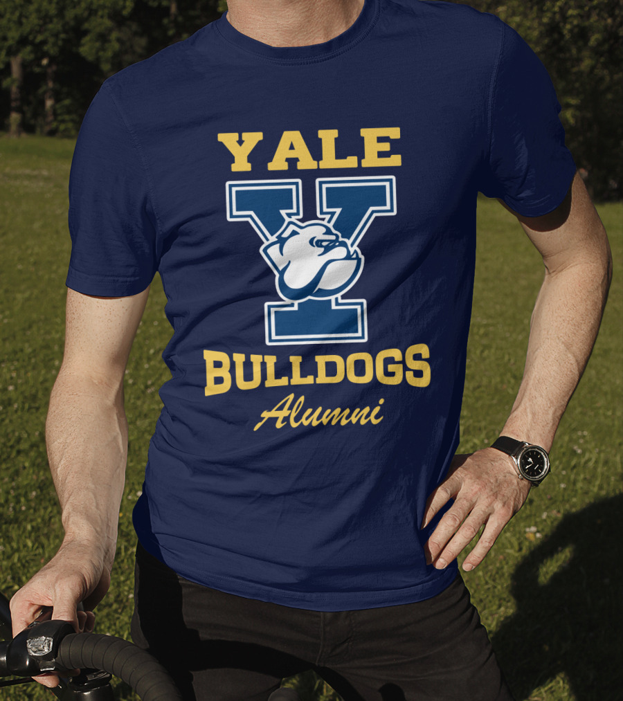 YALE BULLDOGS ALUMNI T-Shirt
