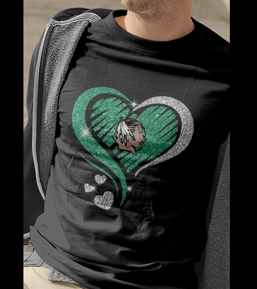 UND Heart Glitter Feather T-Shirt