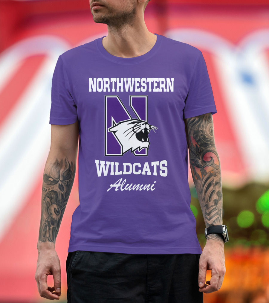 NORTHWESTERN WILDCATS ALUMNI T-Shirt