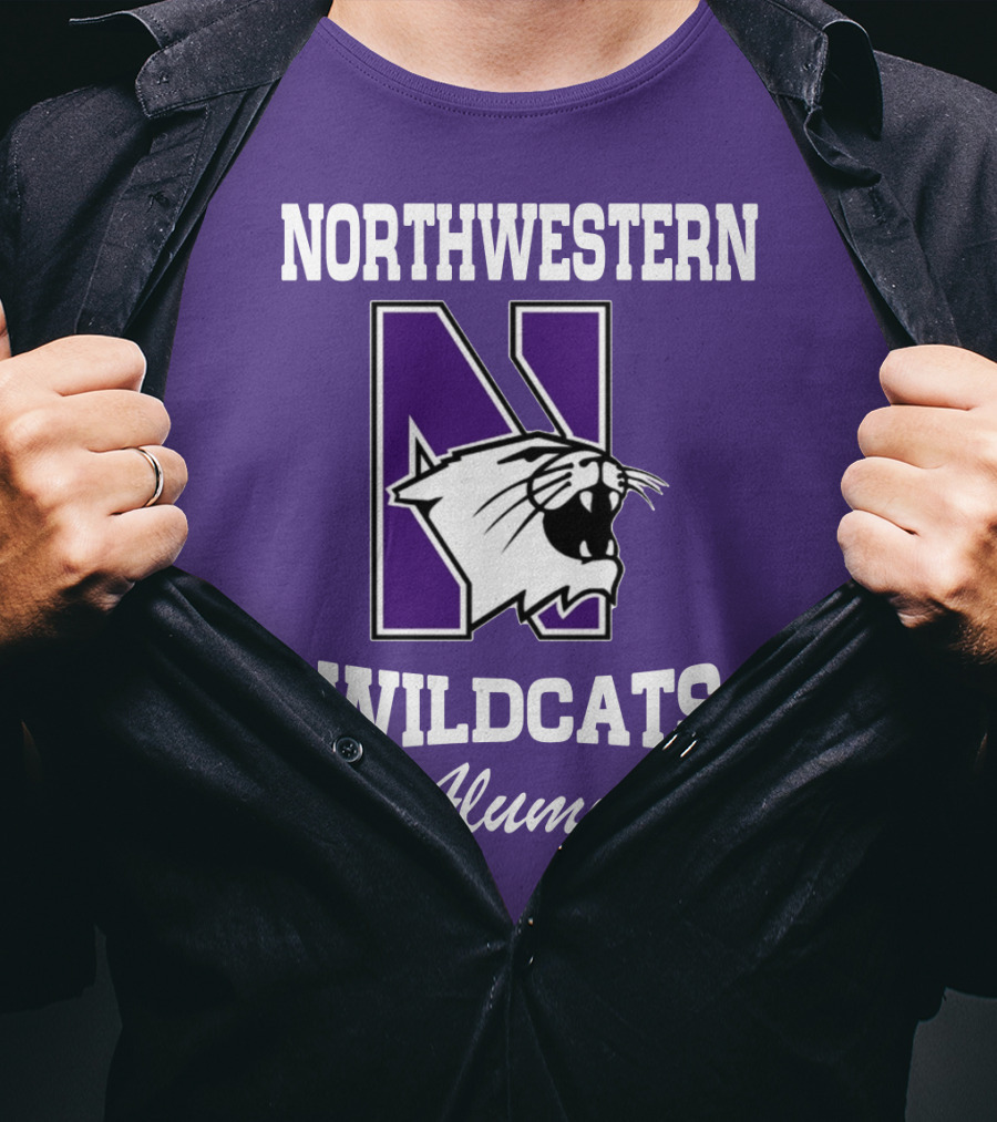 NORTHWESTERN WILDCATS ALUMNI T-Shirt