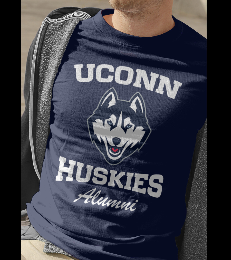 UConn Huskies Alumni T-Shirt