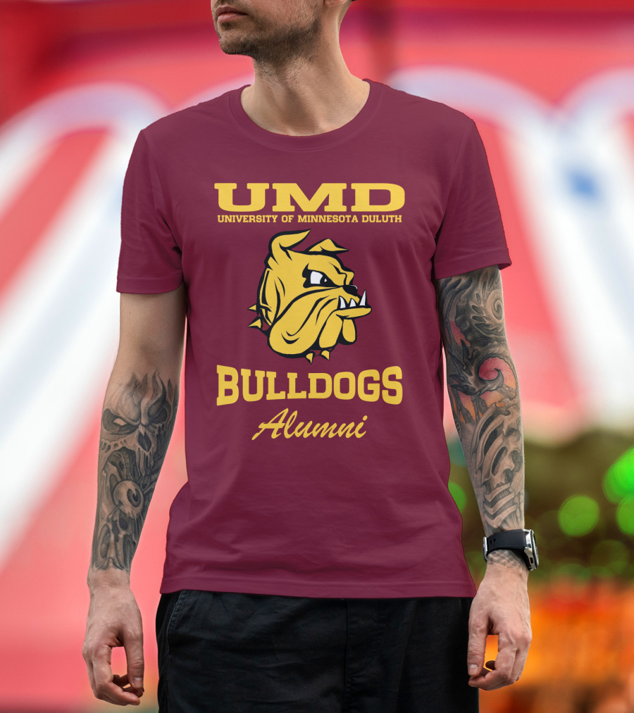 UMD University of Minnesota Duluth Bulldogs Alumni T-Shirt