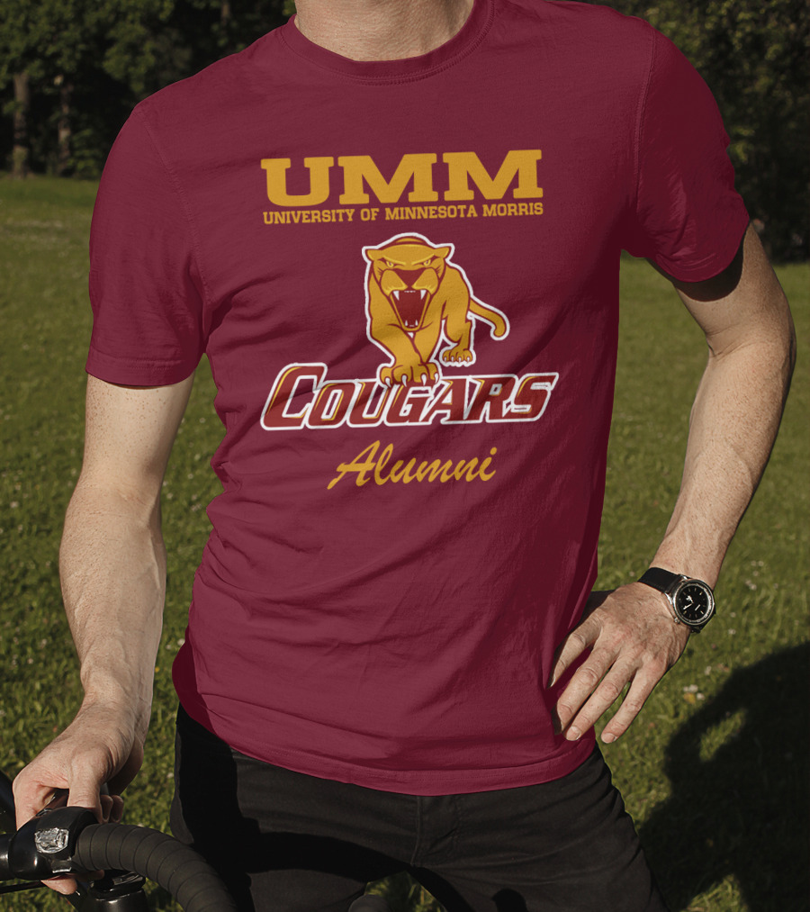 UMM University Of Minnesota Morris Cougars Alumni T-Shirt
