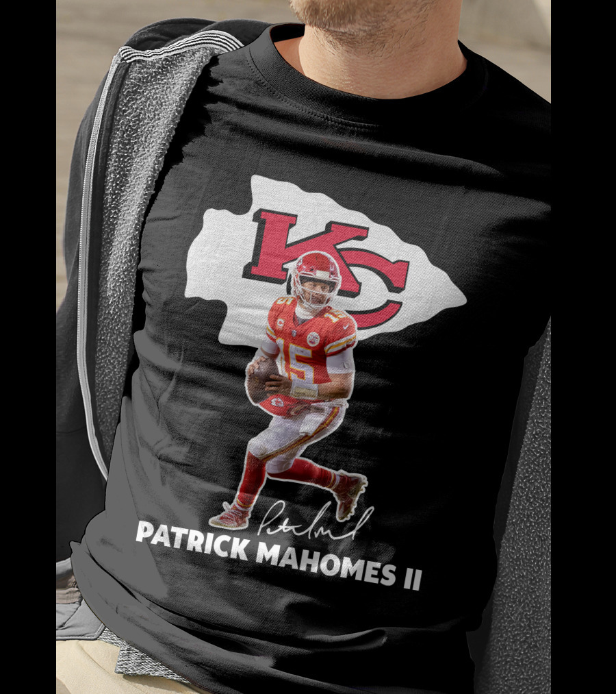 Kansas City Chiefs Patrick Mahomes II Football Signature T-Shirt