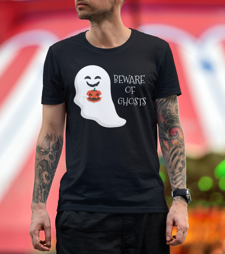 Cute Ghost Holding Pumpkin Beware Of Ghosts T-Shirt