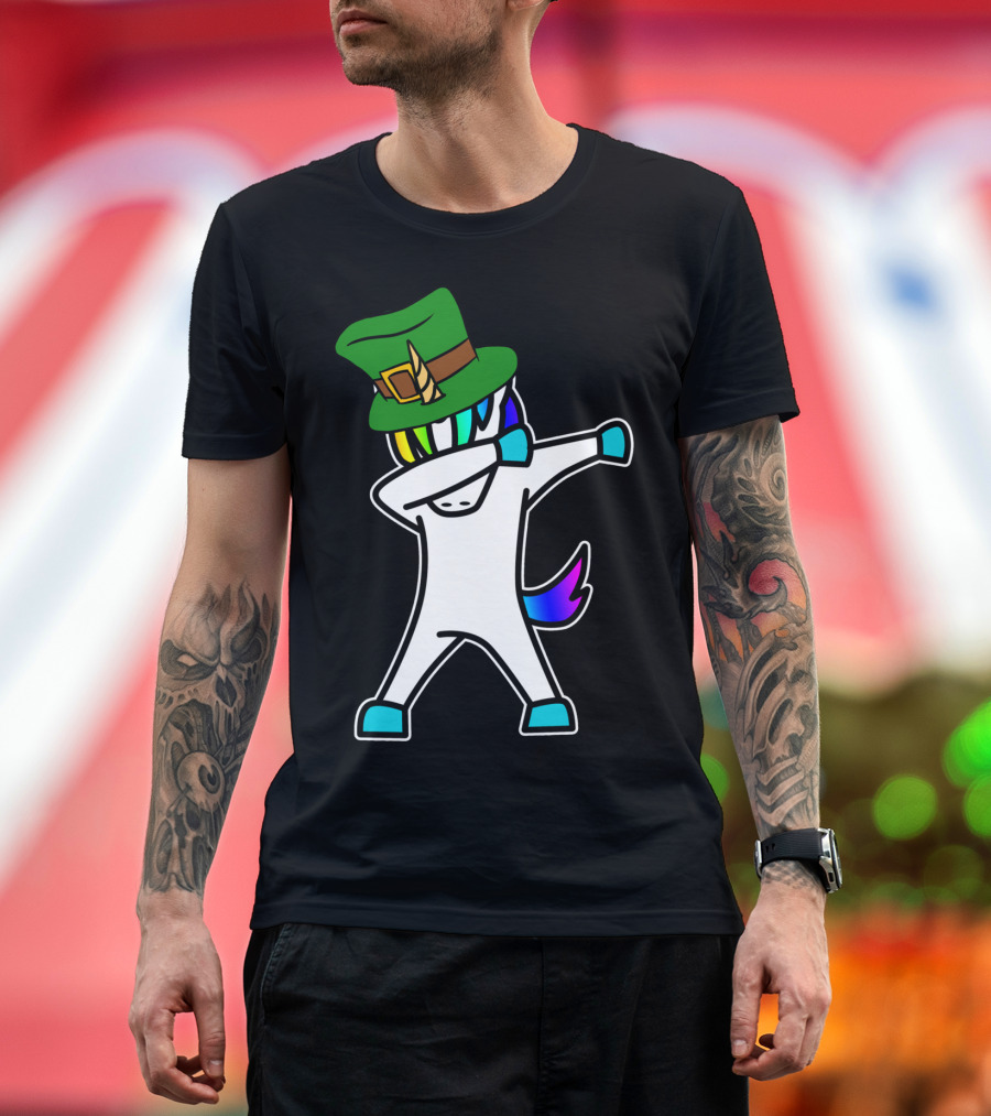 St Patrick's Day Dabbing Unicorn with Leprechaun Hat T-Shirt