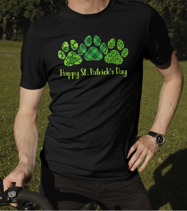 Happy St. Patrick's Day Green Irish Patterned Dog Paws T-Shirt