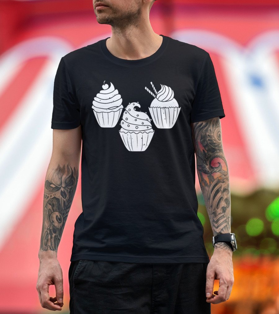 Cupcake Muffin Cake Biscuit Bakers Trio Dessert T-Shirt