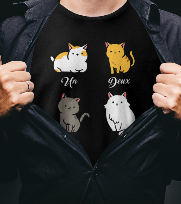 Un Deux Trois Cat Pun With Four Cute Illustrated Cats T-Shirt