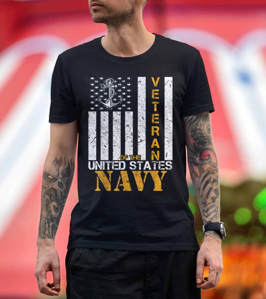 Veteran of the United States Navy Distressed American Flag Anchor T-Shirt