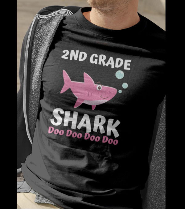 2nd Grade Shark Doo Doo Doo Doo Funny Pink Shark With Bubbles T-Shirt
