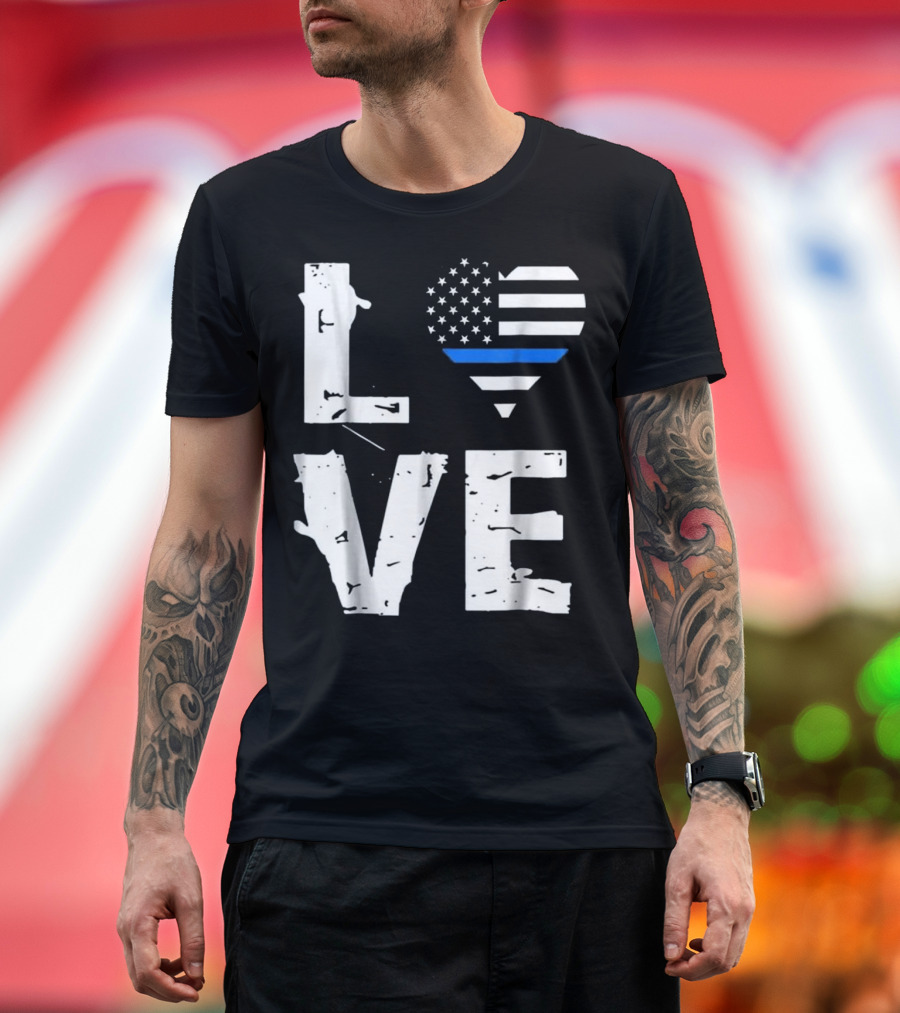 Love Thin Blue Line Support of Police American Flag Heart T-Shirt