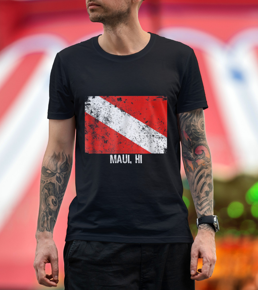 Vintage Maui HI Red White Scuba Diving Flag T-Shirt