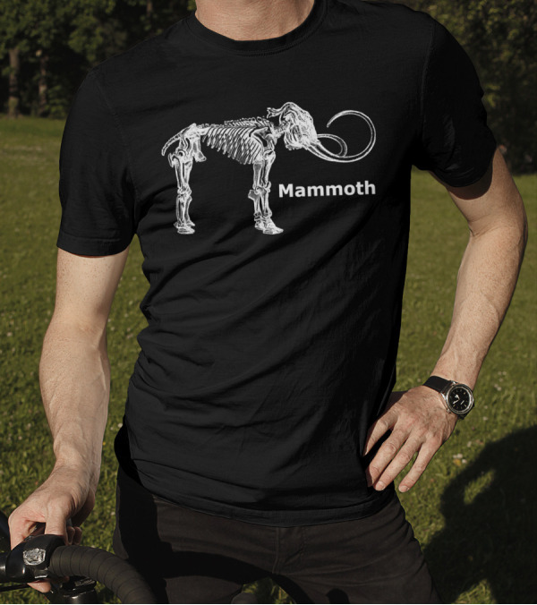 Mammoth Skeleton Bones Dinosaur Paleontology T-Shirt