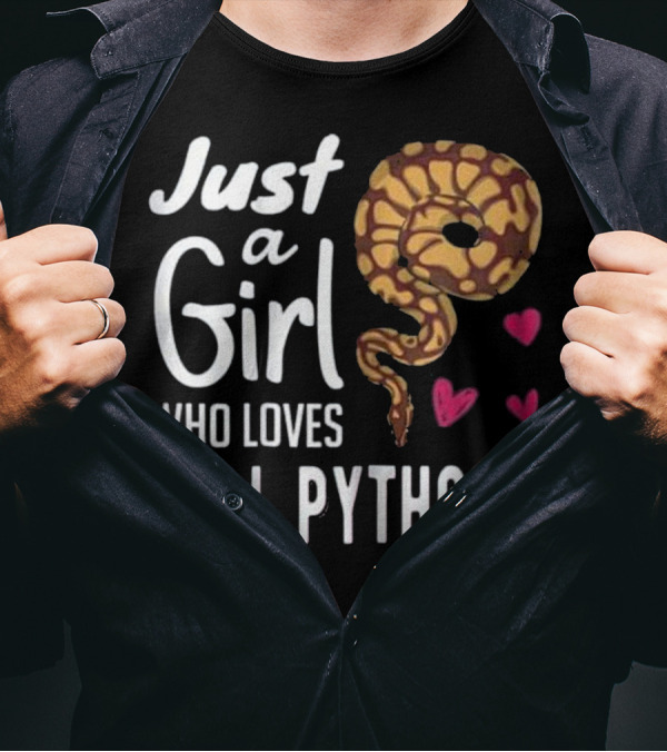 Just A Girl Who Loves Ball Pythons Snake With Heart Symbols T-Shirt