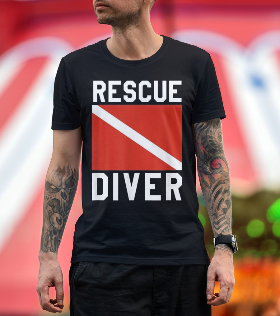 Rescue Diver Scuba Diving Flag Emblem T-Shirt