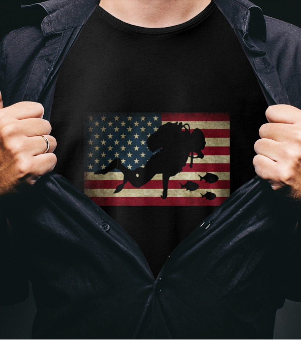 USA Flag Scuba Diving Diver Silhouette With Fish T-Shirt