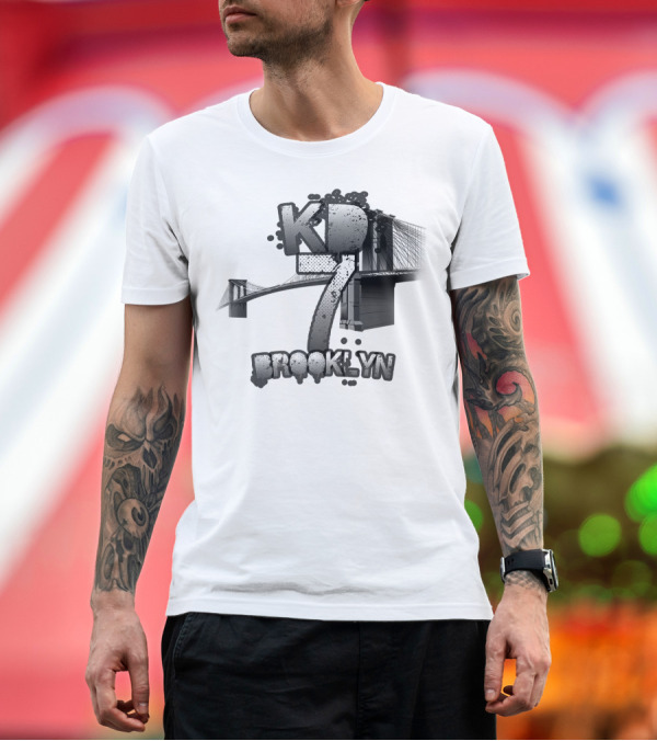 Premium T-Shirt: KD 7 Brooklyn Basketball Player Bridge T-Shirt KD 7 Brooklyn Basketball Player Bridge T-Shirt