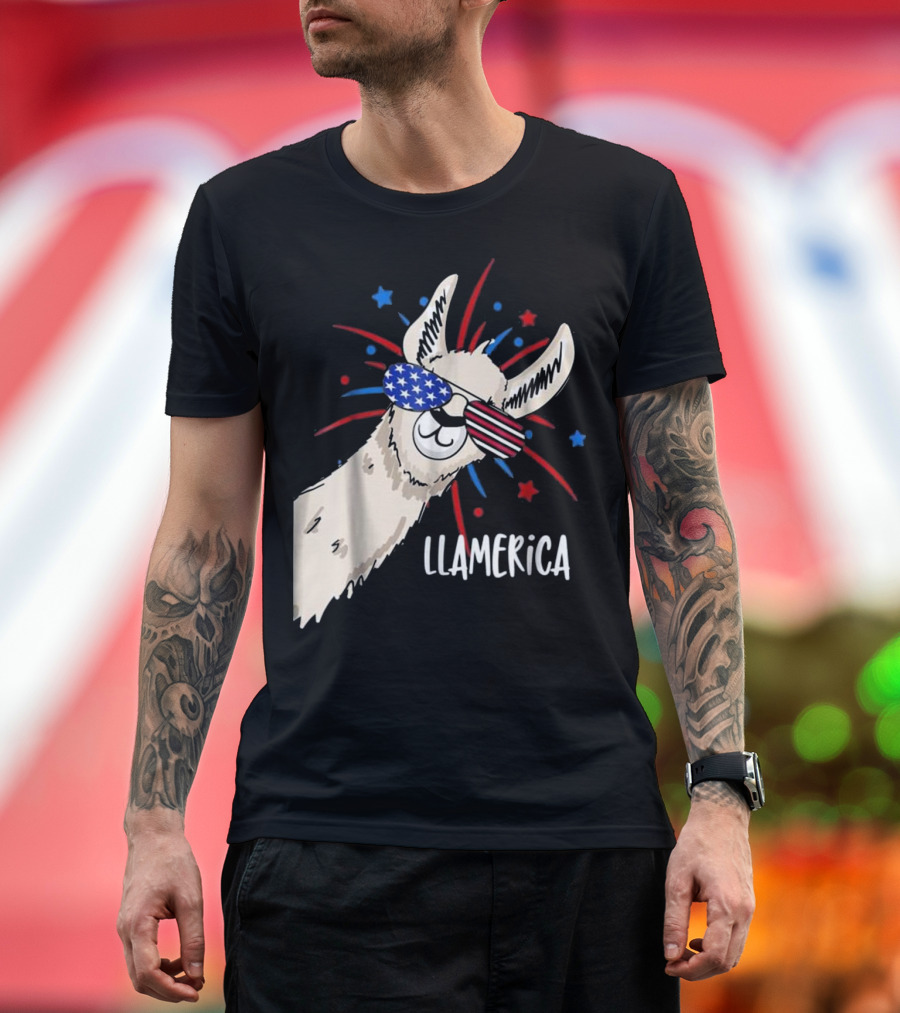 LLAmerica Funny Patriotic Llama Party with American Flag Sunglasses T-Shirt