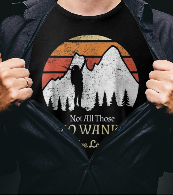 Not All Those Who Wander Are Lost Silhouette Mountains Arrow Vintage Sun T-Shirt