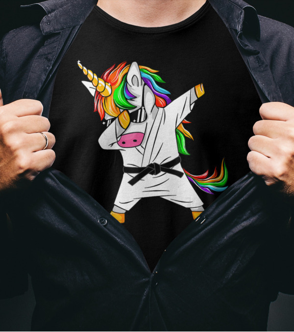 Dabbing Unicorn Karate Jiu Jitsu Taekwondo Black Belt Rainbow Mane T-Shirt