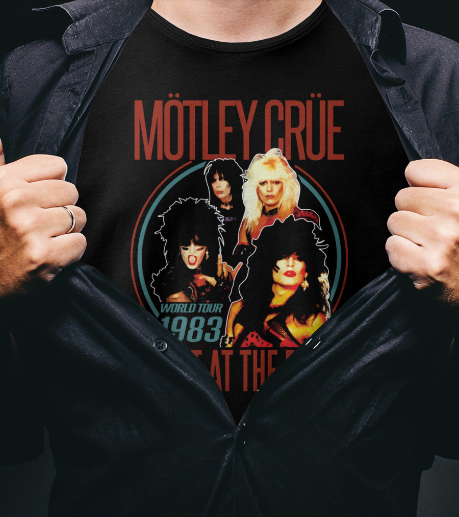Mötley Crüe Shout At The Devil World Tour 1983 T-Shirt