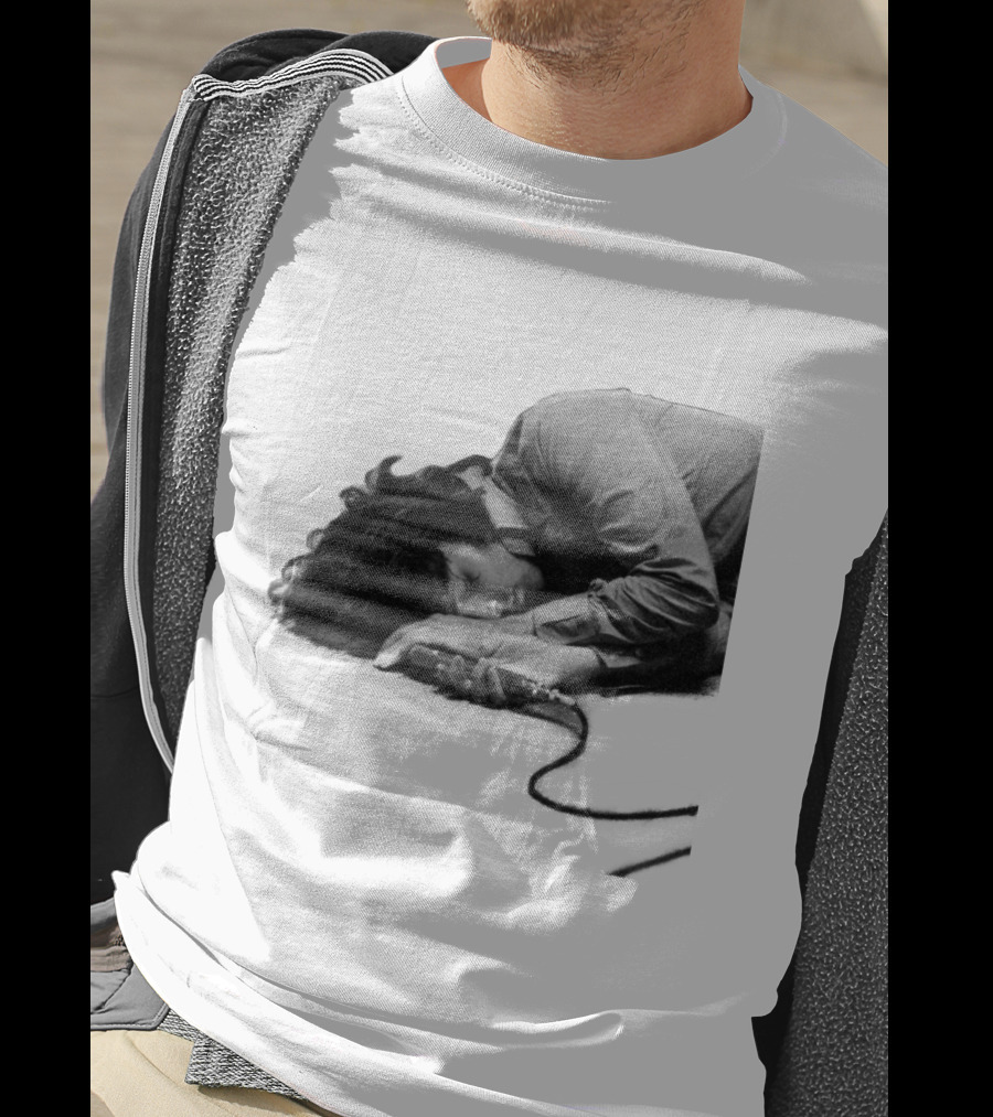 Music Icon Resting With Microphone T-Shirt