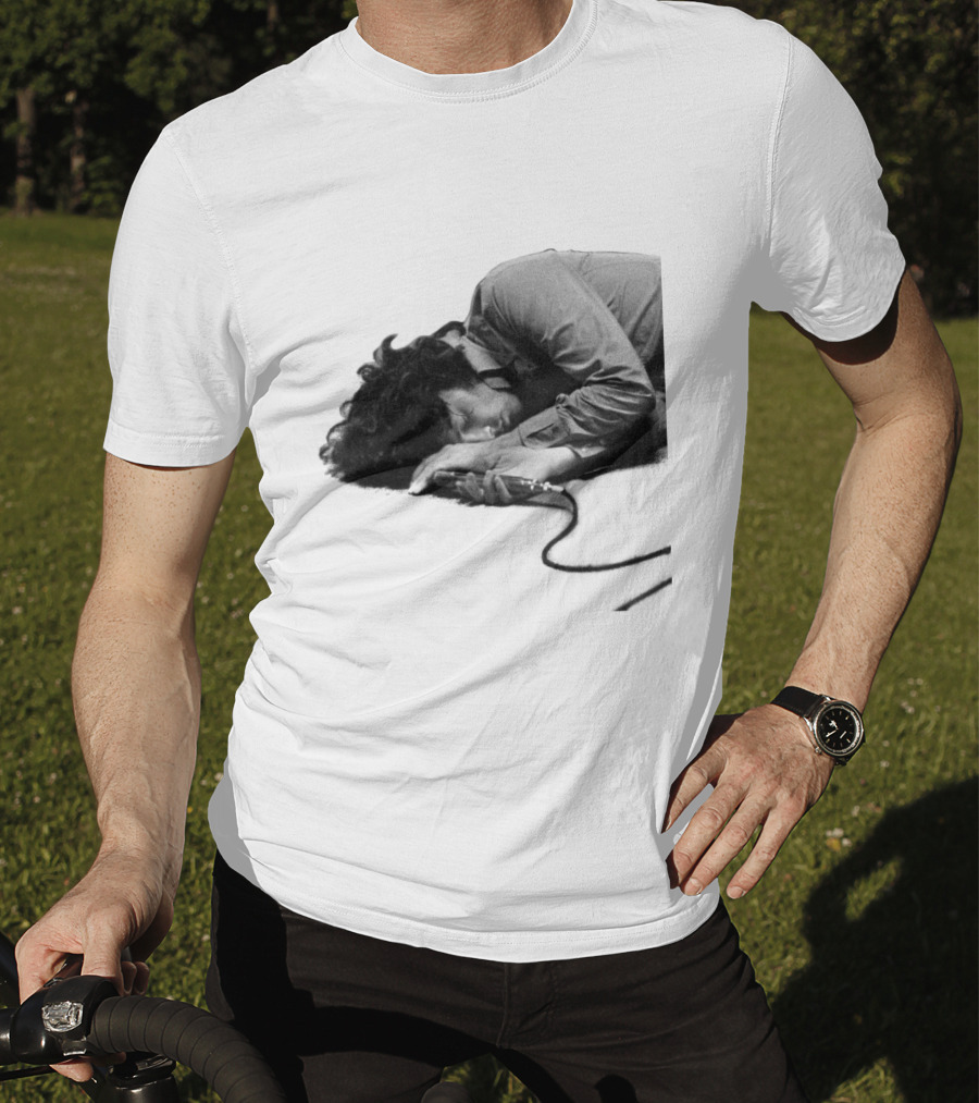 Music Icon Resting With Microphone T-Shirt