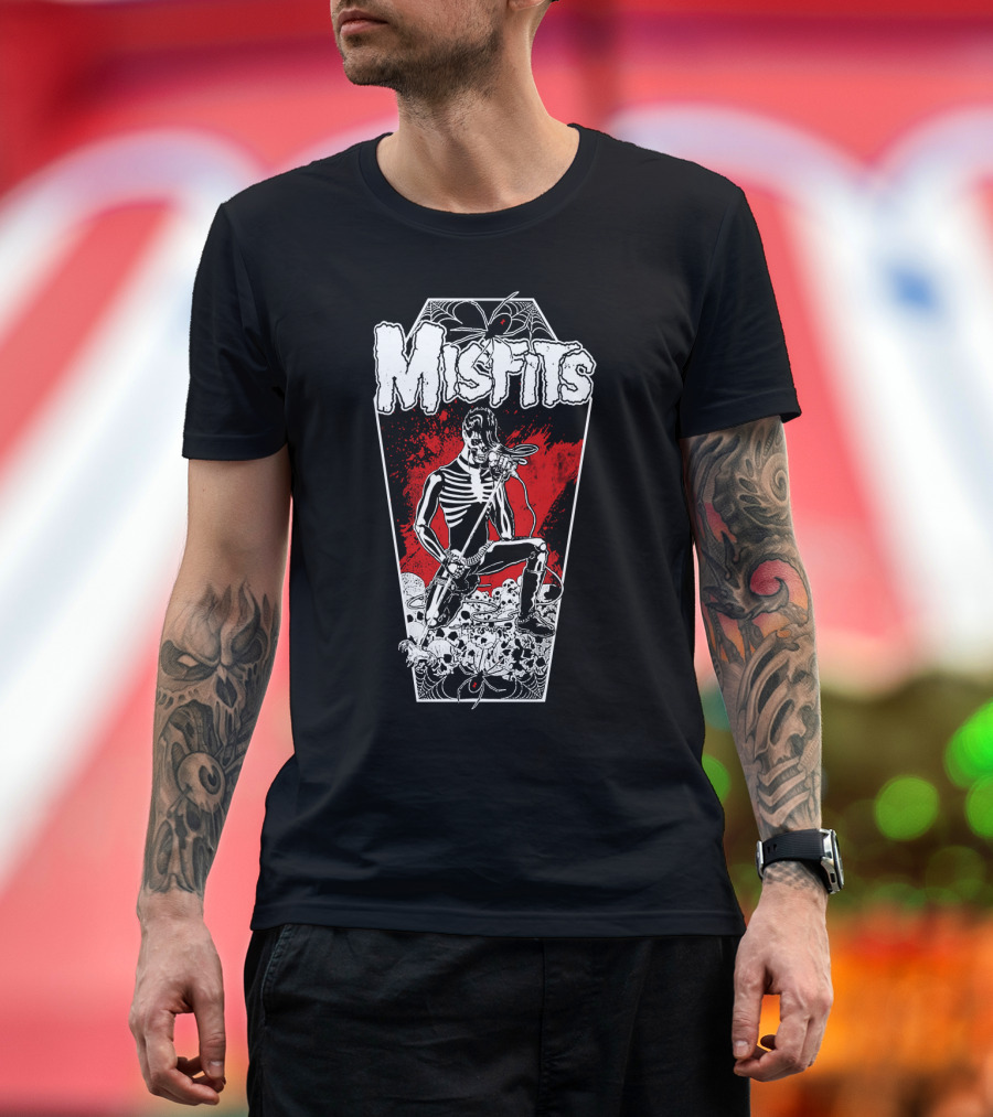 Misfits Coffin Skeleton Skulls Red Black T-Shirt
