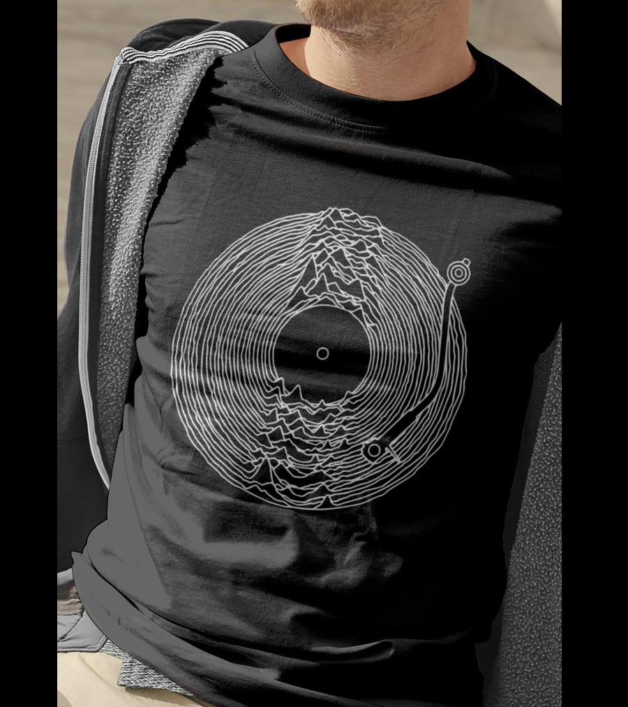 Unknown Pleasures Vinyl Record Style T-Shirt