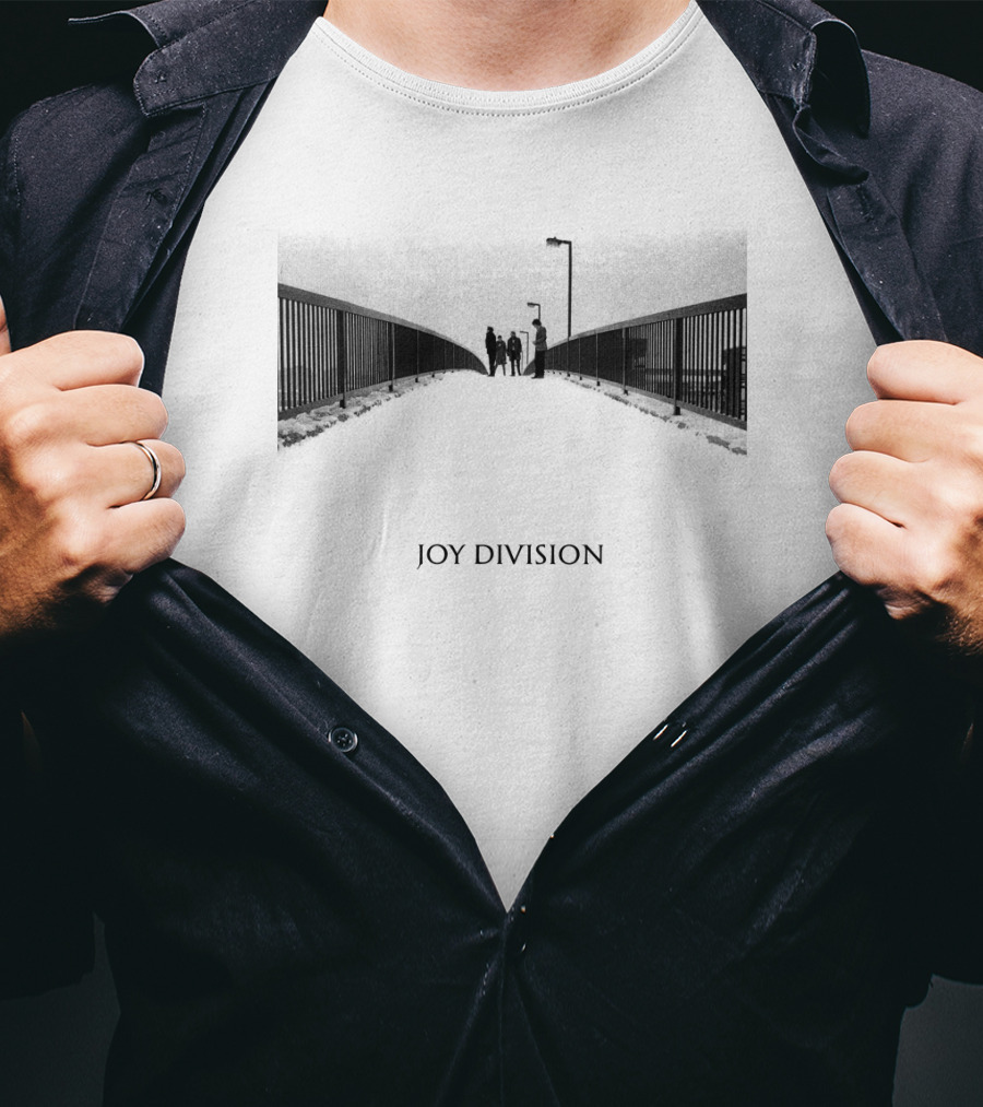 Joy Division Unknown Pleasures Bridge Scene T-Shirt