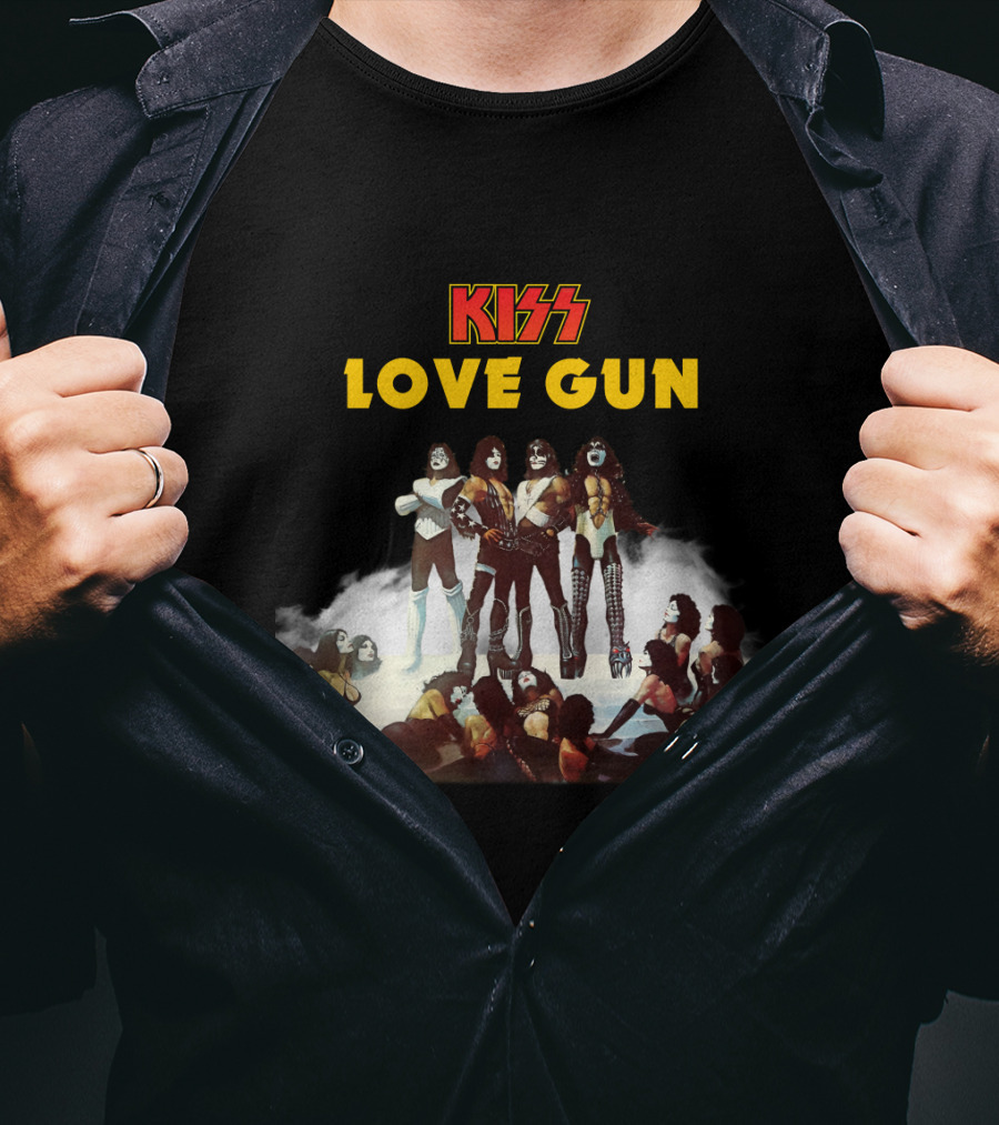 Kiss Love Gun Album Cover T-Shirt
