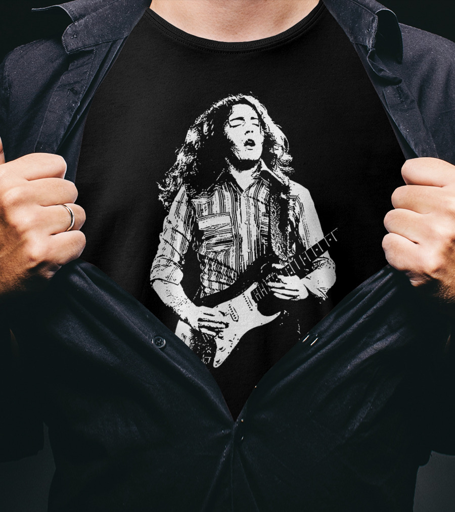 Rory Gallagher Guitarist Vintage Retro Style T-Shirt