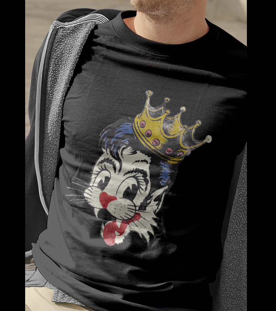 Kiss Cat King Retro Mascot Style With Crown T-Shirt